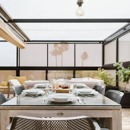 Апартаменты 11 Homes