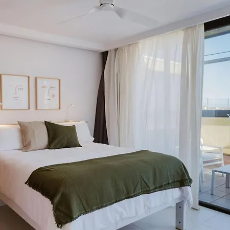 11 Homes Apartment
