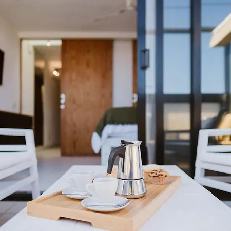 Апартаменты 11 Homes